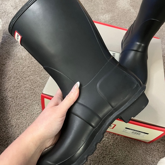Black Short Hunter Boots - Picture 8 of 8